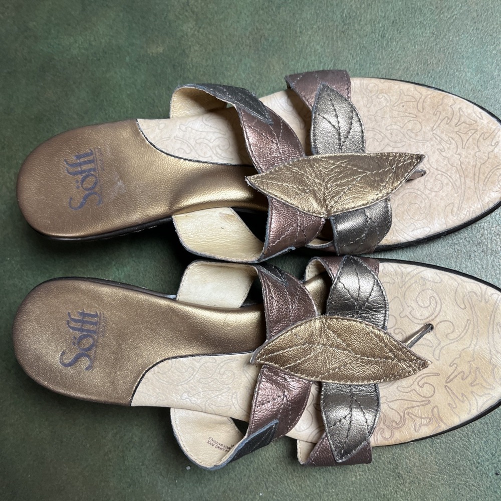 Sofft Womens Fallon Leather Criss Leaf Slide Size 8M Metallic Bronze - Picture 2 of 4